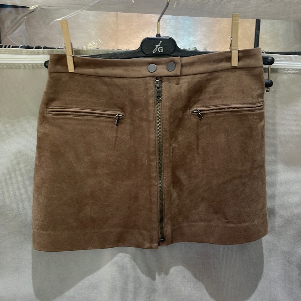 BCBG light brown  Suede skirt